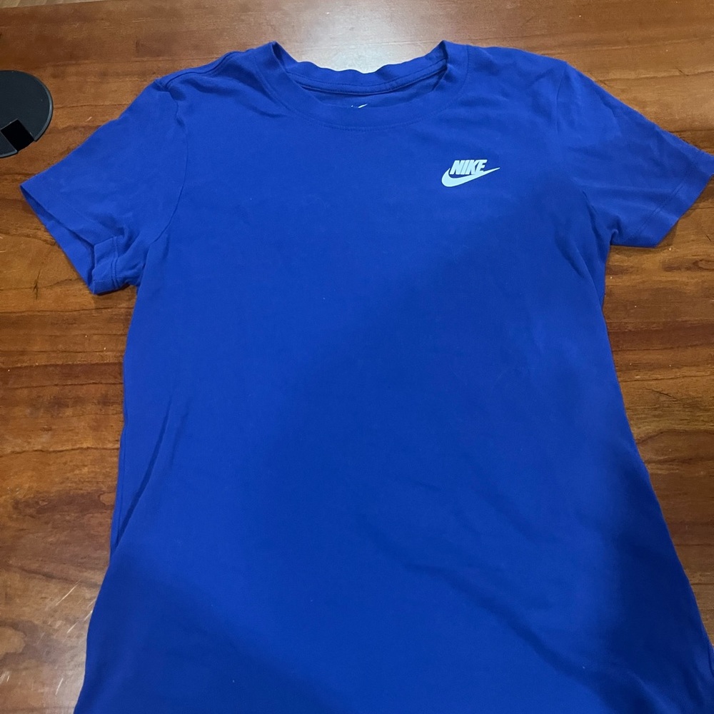 Womens Nike short sleeve dri fit blue size de